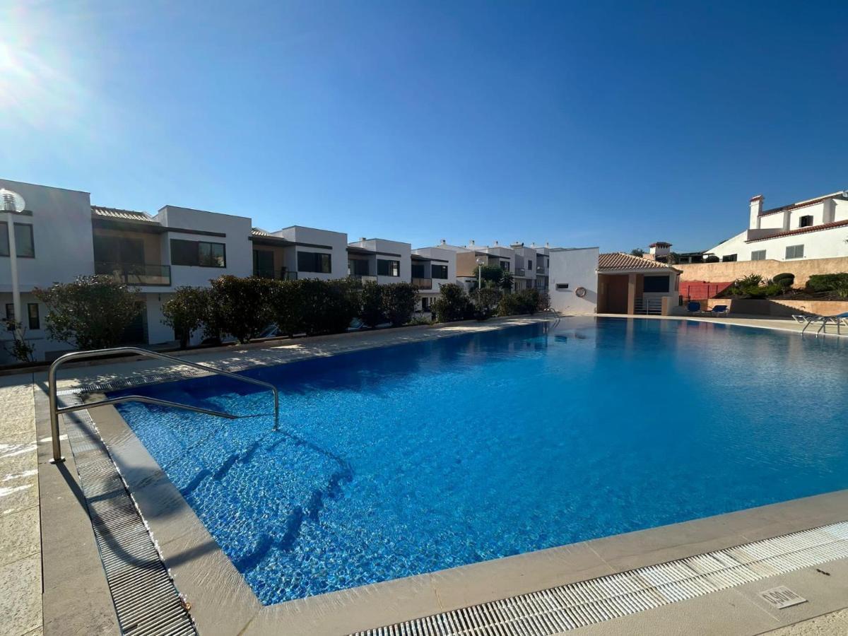 Ocean View Residences 3 Bedroom Villa'S Sea View アルブフェイラ エクステリア 写真